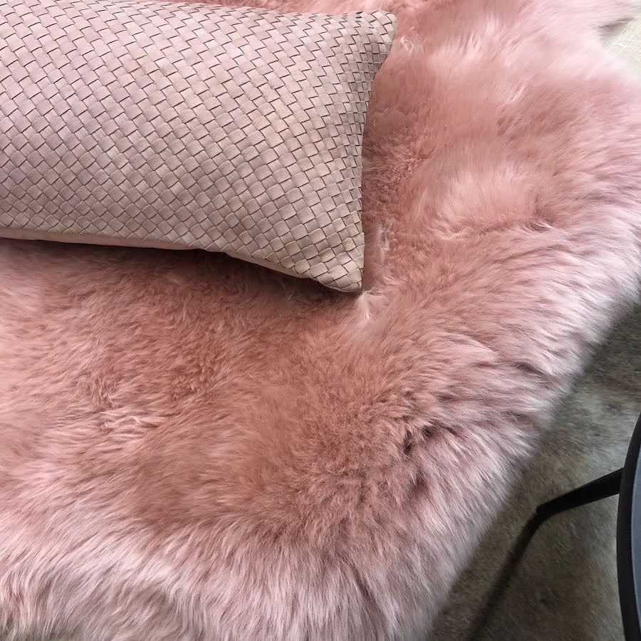 New Zealand Sheepskin Rug - Rose
