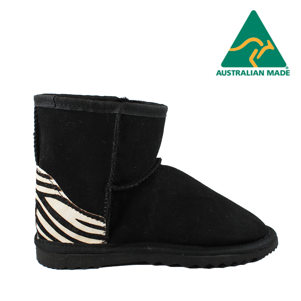BONDI UGG - Crush Mini Sheepskin Boot - Black Zebra
