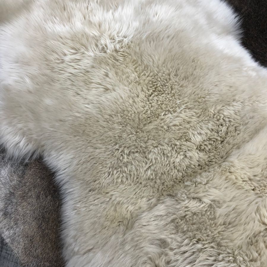 Merino Sheepskin Rug - Linen